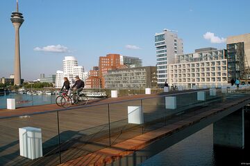 Hafenbrücke Düsseldorf