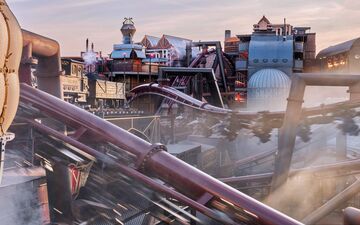 Außenaufnahme Rollercoaster